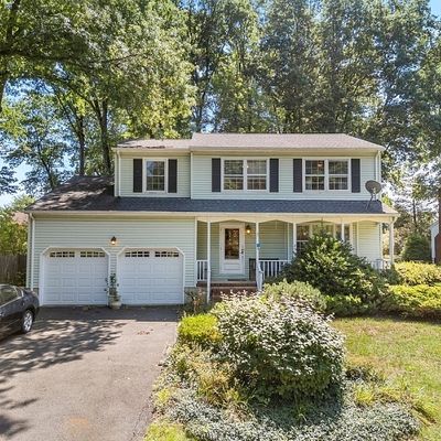 231 Sutphin Ln, Hillsborough, NJ 08844