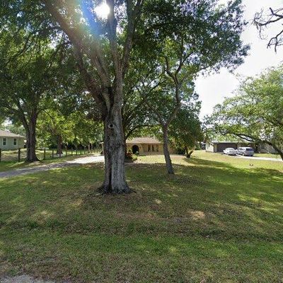 2325 Lazy River Ln, Fort Myers, FL 33905