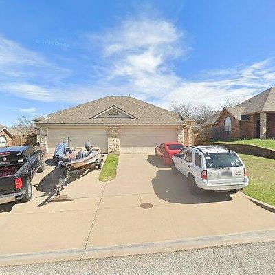 233 Rentz Place Cir, Weatherford, TX 76086