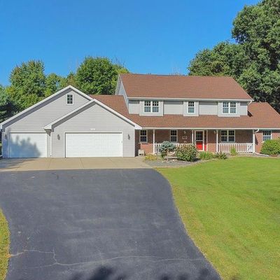 2335 Autumn Ridge Trl, Suamico, WI 54313