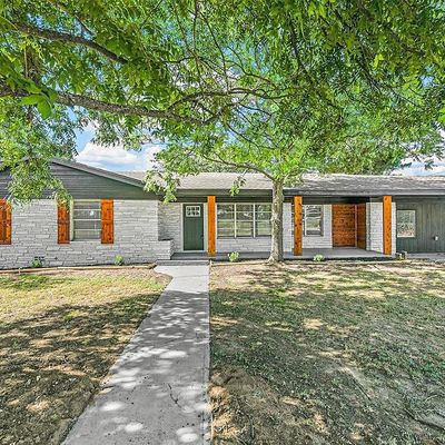 237 W J E Woody Rd, Springtown, TX 76082