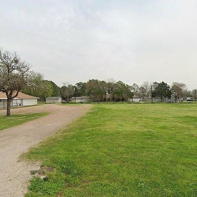 239 Cypress Street, East Bernard, TX 77435