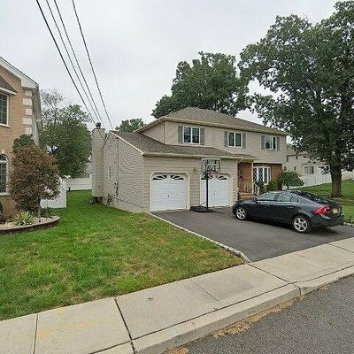 24 Bartow Ave, Colonia, NJ 07067