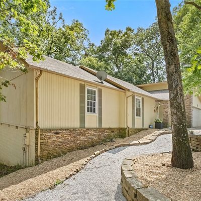 24 Basildon Cir, Bella Vista, AR 72715