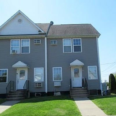 24 Crown Street Unit 3, Danbury, CT 06810