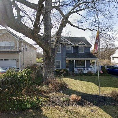 24 Point O Woods Dr, Toms River, NJ 08753