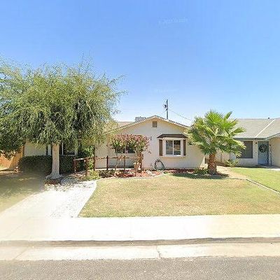 240 N Smith Ave, Dinuba, CA 93618