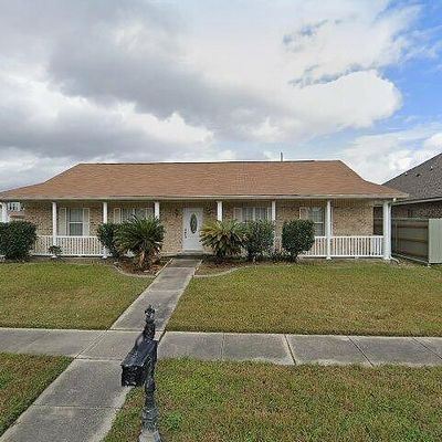 2401 Rue Saint Louis, Gretna, LA 70056