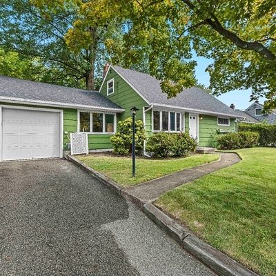 29 Post Ln, Wayne, NJ 07470