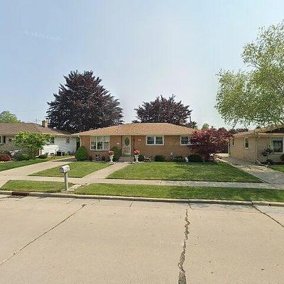 2905 24 Th St, Kenosha, WI 53140