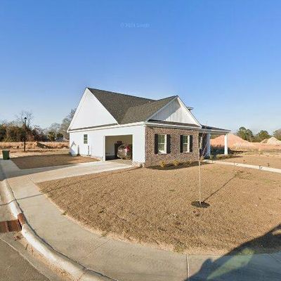 2915 Suzanne Dr, Florence, SC 29501