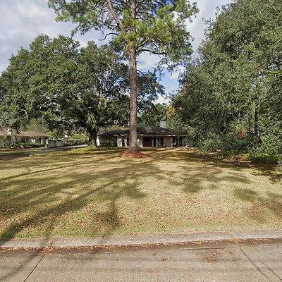 2916 Georges Ln, Alexandria, LA 71301