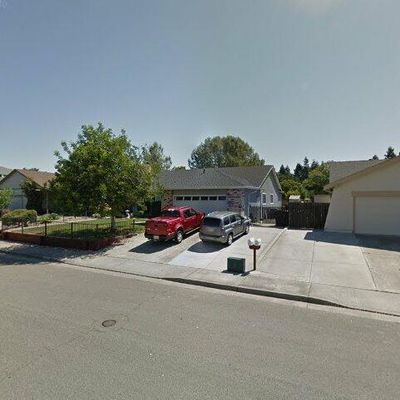 2918 Redwood Dr, Fairfield, CA 94533