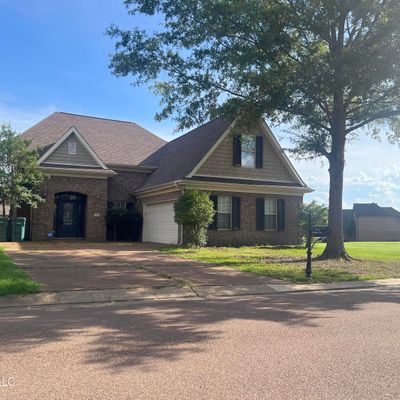 2923 Dawkins Cv, Southaven, MS 38672