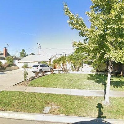 2937 Hemlock Pl, Fullerton, CA 92835