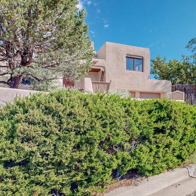 2970 Senda Del Puerto, Santa Fe, NM 87505