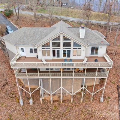 2980 Mountain Air Dr, Burnsville, NC 28714