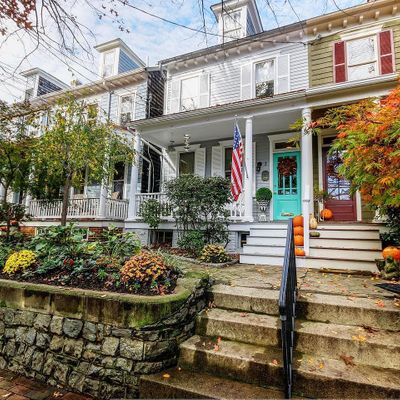 3 Dean St, Annapolis, MD 21401