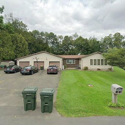 3 Possum Dr, New Fairfield, CT 06812