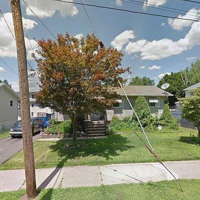 30 Earl St, Bristol, CT 06010