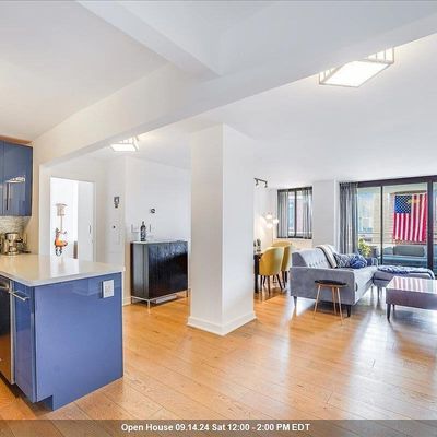 300 Newark St #7 G, Hoboken, NJ 07030