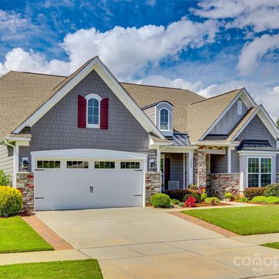 3004 Arches Bluff Cir, Lancaster, SC 29720