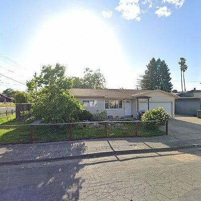 3011 Hardies Ln, Santa Rosa, CA 95403