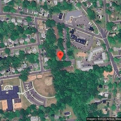 302 Green Rd #B, Manchester, CT 06042