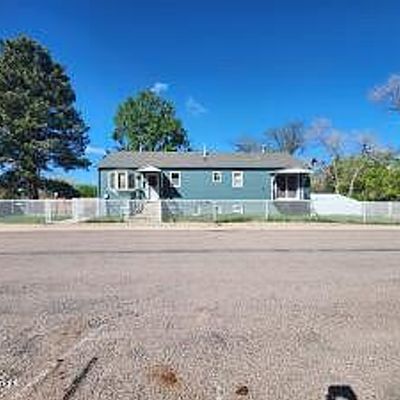 302 S Spokane Ave, Newcastle, WY 82701