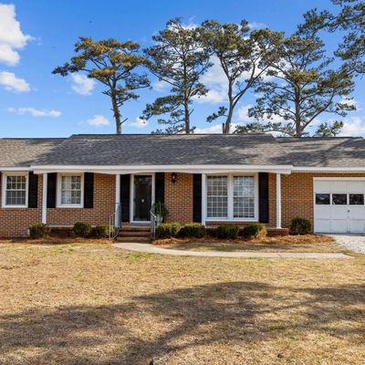 303 Yaupon Dr, Cape Carteret, NC 28584