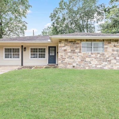 303 Youpon St, Silsbee, TX 77656