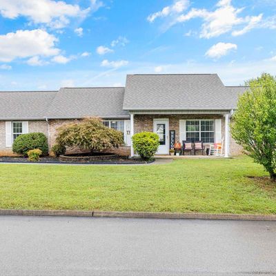 3030 Pennington Cir, Maryville, TN 37803