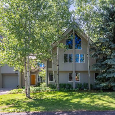 3040 N Aspen Wood Ln, Wilson, WY 83014