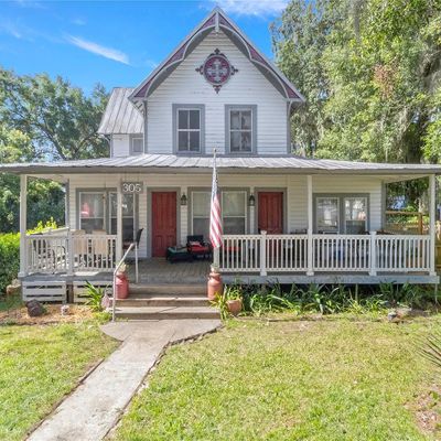 305 Atlantic Ave, Interlachen, FL 32148