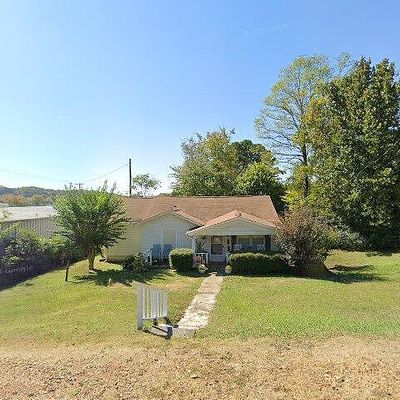 305 Franklin St Nw, Russellville, AL 35653