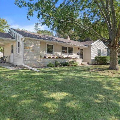 305 Frederick St, Waukesha, WI 53186