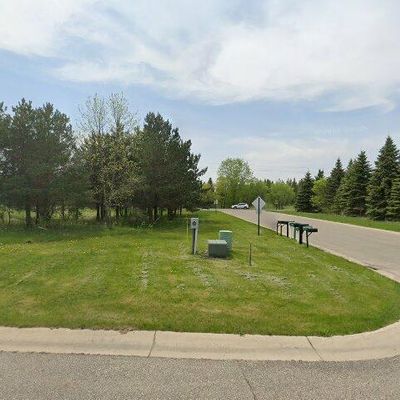 305 Old Glory Dr Ne, Alexandria, MN 56308