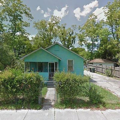 305 Tuten Ave, Savannah, GA 31415