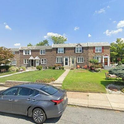 305 Westpark Ln, Clifton Heights, PA 19018