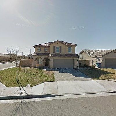 3056 E Newgrove St, Lancaster, CA 93535