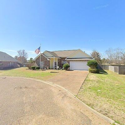 307 Prewitt Cir, Richland, MS 39218