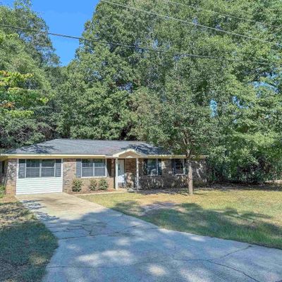 307 Woodland Dr, Byron, GA 31008