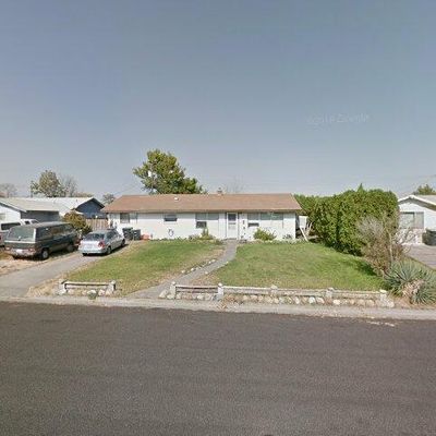 308 N Dale Rd, Moses Lake, WA 98837