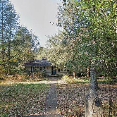 309 Arrow Dr, Signal Mountain, TN 37377