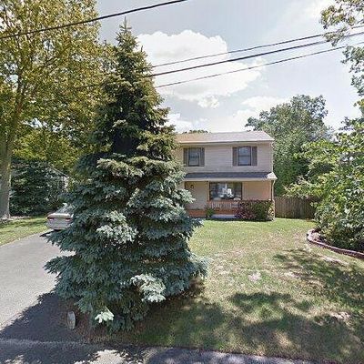 31 Delmar Dr, Brick, NJ 08723