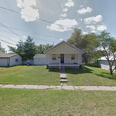 310 N Mckinley St, Knoxville, IA 50138