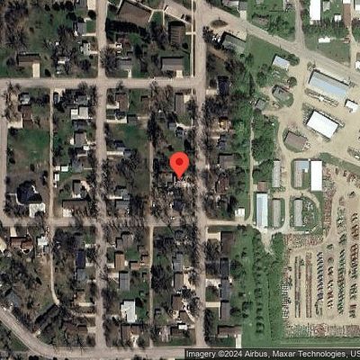 310 S Lake St, Hendricks, MN 56136