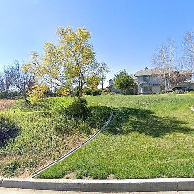 31050 Bedford Dr, Redlands, CA 92373