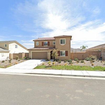 26894 Round Up St, Winchester, CA 92596