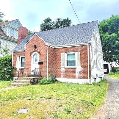 27 Moore Ave, East Hartford, CT 06108